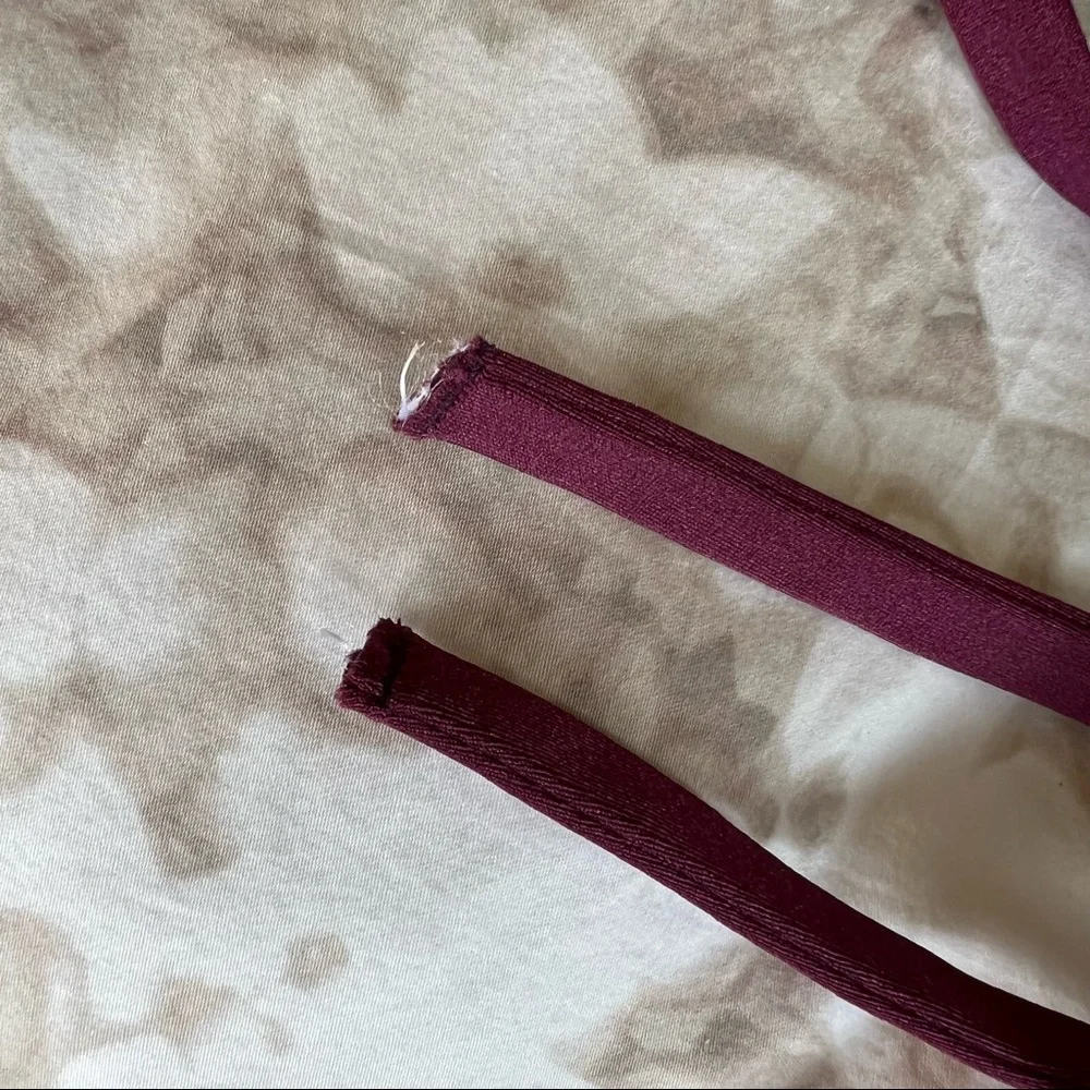 Reversible String Bikini‎ Top 👙 - Picture 5 of 5